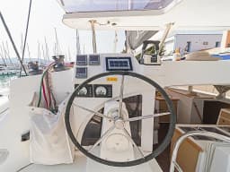 Lagoon 380 in Kavala Marina thumbnail 11