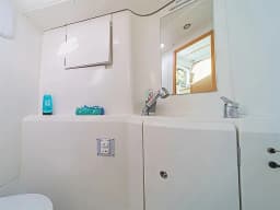 Lagoon 380 in Kavala Marina thumbnail 13