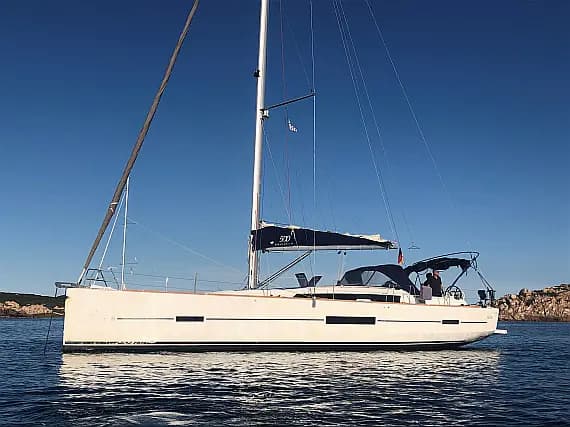 Dufour 500 Grand Large in San Vincenzo / Marina di San Vincenzo - Photo 1