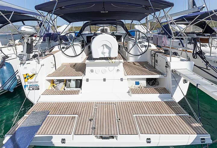 Dufour 500 Grand Large in San Vincenzo / Marina di San Vincenzo - Photo 4