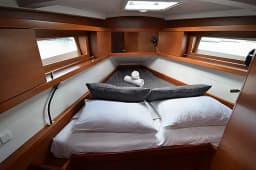 Oceanis 41 in Athens / Alimos Marina thumbnail 12