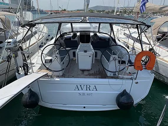 Oceanis 40.1 in Volos / Port of Volos - Photo 1