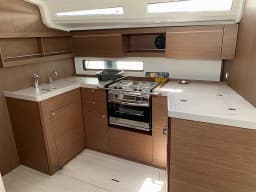 Oceanis 40.1 in Volos / Port of Volos thumbnail 8
