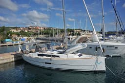 Dufour 360 Grand Large in Sardinia / Portisco / Marina di Portisco thumbnail 29