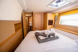 Lagoon 400 S2 in Salamina / Salamis Yachting Club thumbnail 7