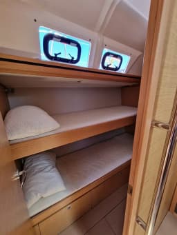 Dufour 520 Grand Large in Sicily / Furnari / Marina Portorosa thumbnail 14