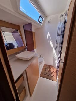 Dufour 520 Grand Large in Sicily / Furnari / Marina Portorosa thumbnail 5