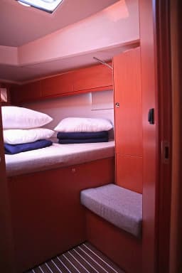 Bavaria Cruiser 46 in Athens / Alimos Marina thumbnail 30