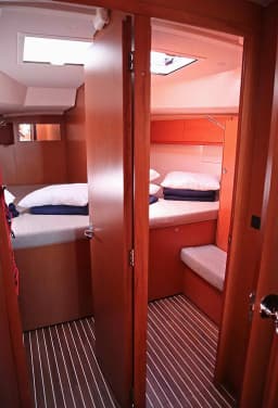 Bavaria Cruiser 46 in Athens / Alimos Marina thumbnail 31