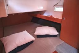 Bavaria Cruiser 46 in Athens / Alimos Marina thumbnail 38