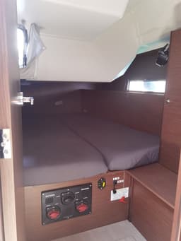 Oceanis 40.1 in Kefalonia / Sami Port thumbnail 12