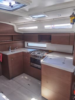 Oceanis 40.1 in Kefalonia / Sami Port thumbnail 6