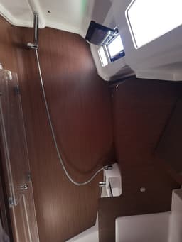 Oceanis 40.1 in Kefalonia / Sami Port thumbnail 7