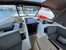Dufour 470 in Sardinia / Portisco / Marina di Portisco thumbnail 10