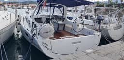 Oceanis 41.1 in Sicily / Furnari / Marina Portorosa thumbnail 3