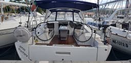 Oceanis 41.1 in Sicily / Furnari / Marina Portorosa thumbnail 4