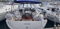 Oceanis 41.1 in Sicily / Furnari / Marina Portorosa thumbnail 5