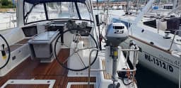Oceanis 41.1 in Sicily / Furnari / Marina Portorosa thumbnail 6