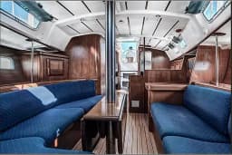 Oceanis 361 in Athens / Marina Delta Kallithea thumbnail 2