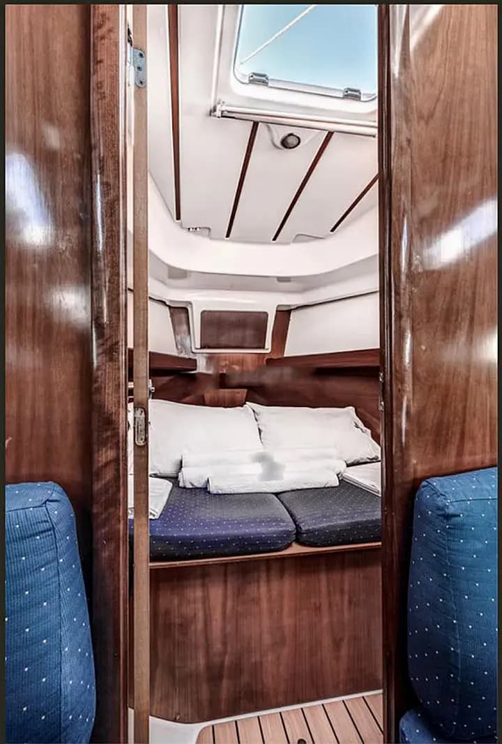 Oceanis 361 in Athens / Marina Delta Kallithea - Photo 4