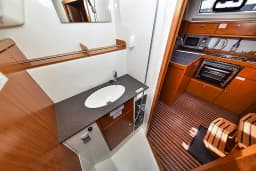 Bavaria 37 in Zadar / Marina Zadar thumbnail 69