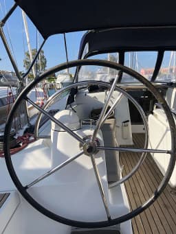 Sun Odyssey 469 in Lefkada / D-Marin Marina Lefkas thumbnail 12