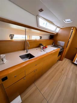 Sun Odyssey 469 in Lefkada / D-Marin Marina Lefkas thumbnail 28