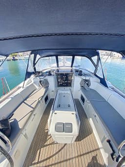 Sun Odyssey 469 in Lefkada / D-Marin Marina Lefkas thumbnail 9