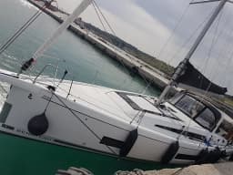Oceanis 46.1 in Volos / Port of Volos thumbnail 6