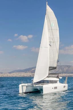Lagoon 42 in Athens / Alimos Marina thumbnail 13
