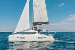 Lagoon 42 in Athens / Alimos Marina thumbnail 15