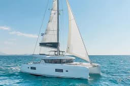 Lagoon 42 in Athens / Alimos Marina thumbnail 16