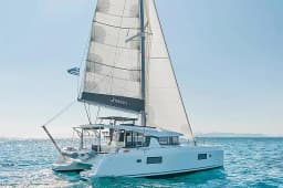 Lagoon 42 in Athens / Alimos Marina thumbnail 7