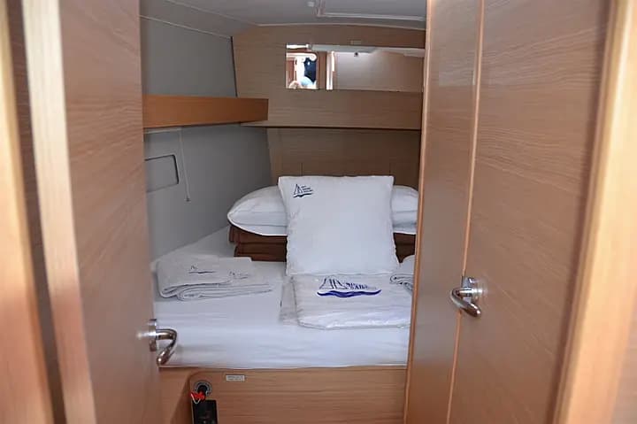 Dufour 390 Grand Large in Marmaris / Netsel Marmaris Marina - Photo 5