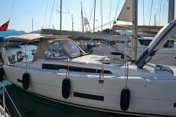 Dufour 390 Grand Large in Marmaris / Netsel Marmaris Marina thumbnail 6