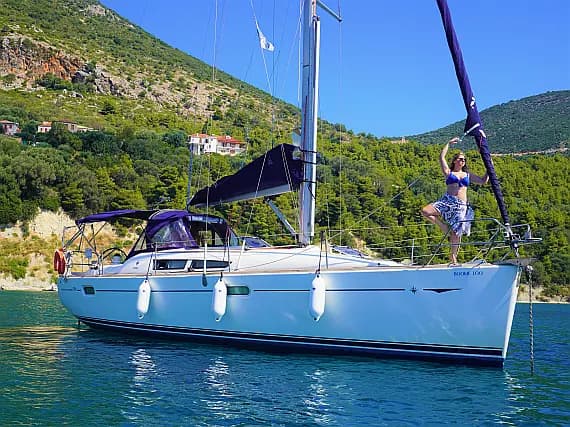 Sun Odyssey 39i in Piraeus / Athens Marina S.A. - Photo 1