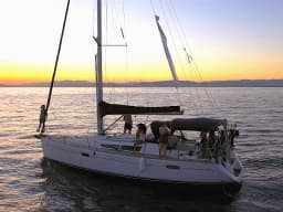 Sun Odyssey 39i in Piraeus / Athens Marina S.A. thumbnail 21