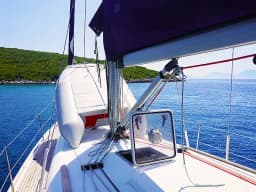 Sun Odyssey 39i in Piraeus / Athens Marina S.A. thumbnail 27