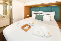 Sunreef 60 in Rogoznica / Marina Frapa thumbnail 5