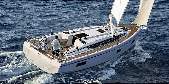 Bavaria C38 in Sicily / Trapani - image 1
