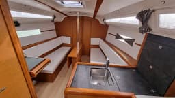 Sun Odyssey 349 in Gdansk / Przystan Cesarska thumbnail 8