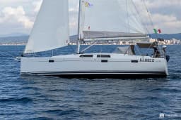 Hanse 415 in Puntone / Marina di Scarlino thumbnail 3