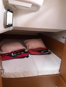 Sun Odyssey 419 in Tenerife / Las Galletas / Marina del Sur thumbnail 17
