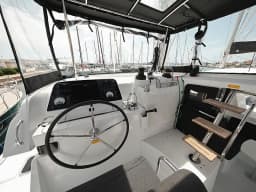Lagoon 42 in Sukošan / D-Marin Dalmacija Marina thumbnail 6
