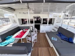 Lagoon 450 Fly in Athens / Alimos Marina thumbnail 10