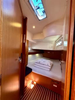 Bavaria Cruiser 45 in Sukošan / D-Marin Dalmacija Marina thumbnail 8