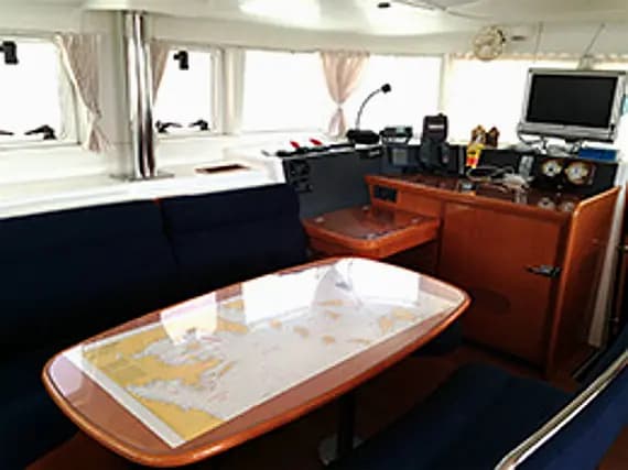 Lagoon 440 in Athens / Alimos Marina - Photo 3