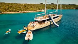 Motor sailer in Split / Port of Split / West Harbour thumbnail 29