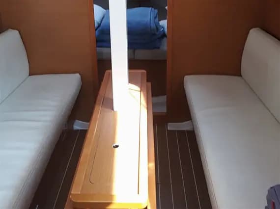 Sun Odyssey 33i in Corfu / Gouvia / D-Marin Marina Gouvia - Photo 3