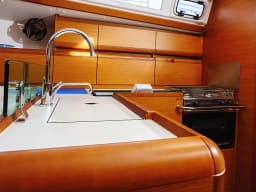 Sun Odyssey 449 in Šolta / Rogač thumbnail 16